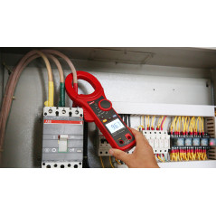 UNI-T UT220 Digitale AC stroomtang 2000A