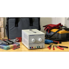 PeakTech 6130 Laboratoriumvoeding 0-15V & 0-10A AC/DC | Soldeerbout-shop.nl