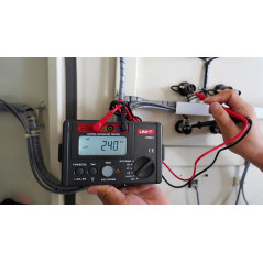 UNI-T UT582+ FI/RCD Aardlekschakelaartester | Soldeerbout-shop.nl